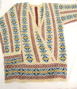 TEX 8946 1920s cross over front tunic with matching tam