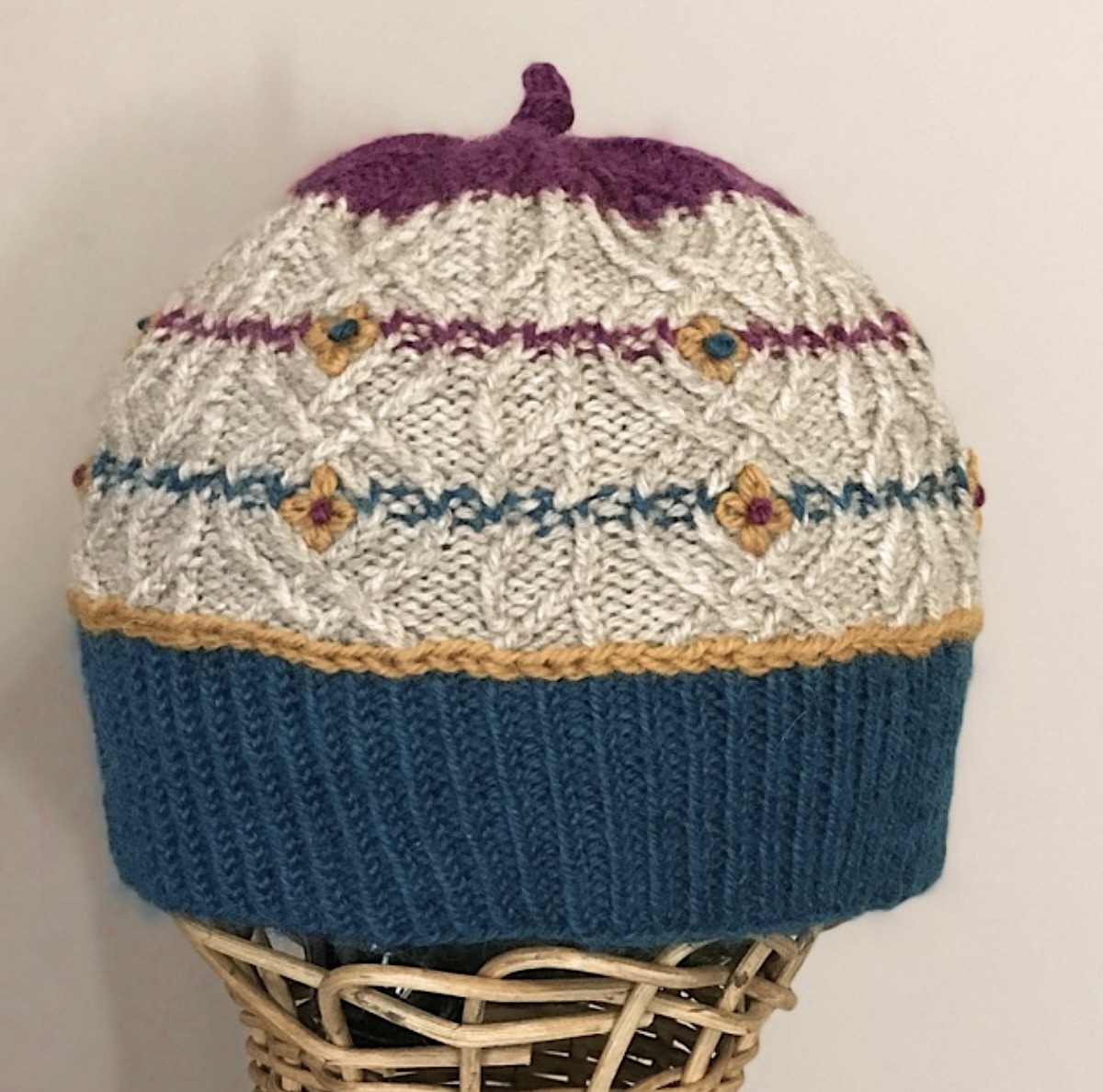 Holly's Bavarian Hat Pattern