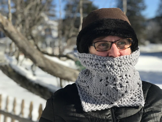 Tununak Gaiter Cowl Pattern