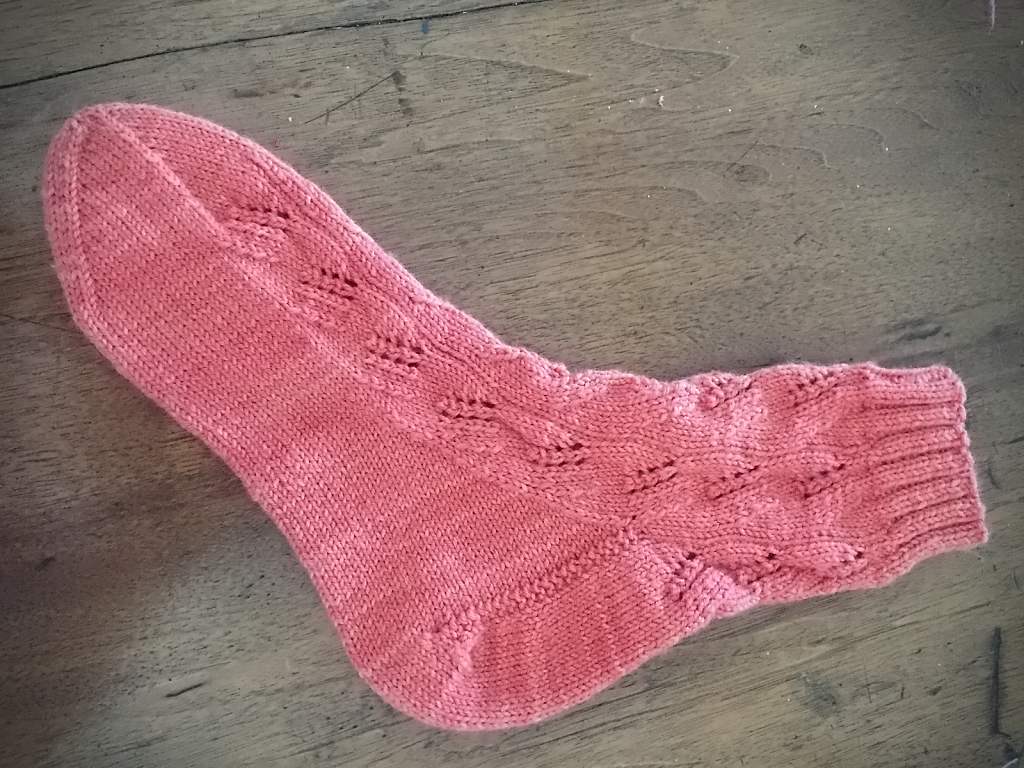 Wheat Lace Socks Pattern - Image 2