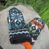 Žiedas - Blossoms Mittens Pattern
