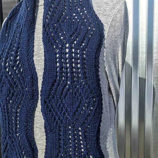 dorothy reade's diamond scarf