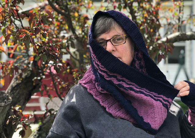 mrs. rabbit's muffatees hood & mitts pattern
