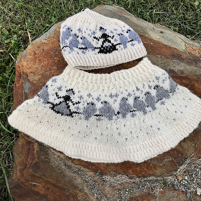 raven princess hat & cowl pattern