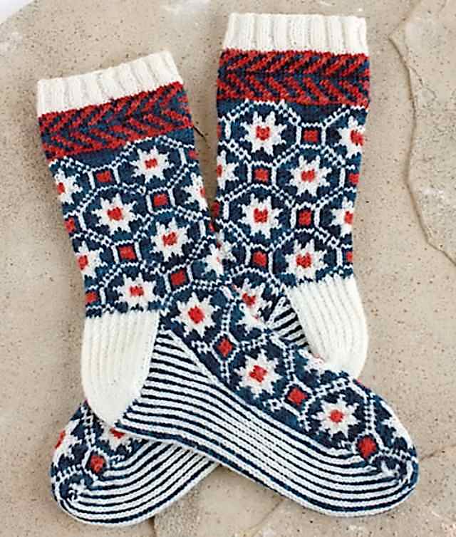 Star Lattice Socks Pattern