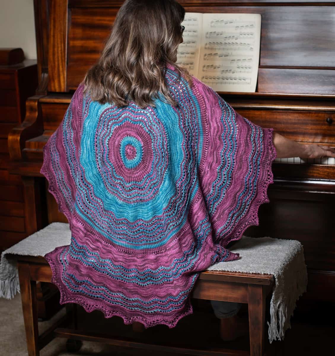 Peacock Pi Shawl Knit Along - Image 4