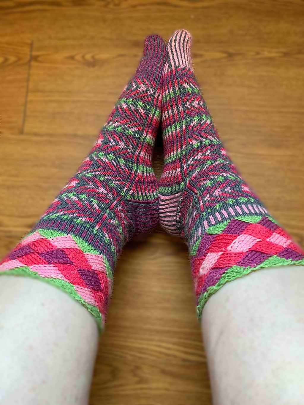 Lithuanian Knitted Socks - 5357