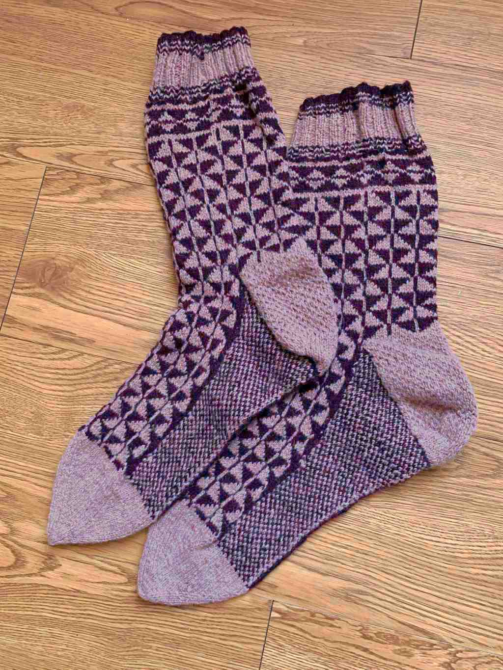 Lithuanian Knitted Socks - 5377